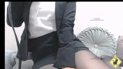 星奈つき乃：职场后辈的脸红心跳，3Dio人头麦极致舔耳与耳边呢喃 (2026.04.11)